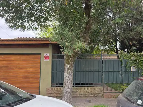 Casa en Venta en Ezpeleta Este, USD 99.000