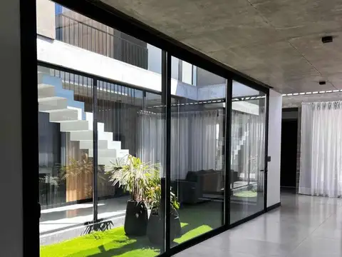 Casa en Alquiler 2 años