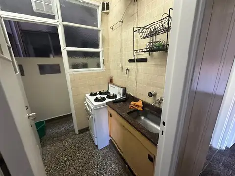 VENTA DEPTO 2 DORM + DEPENDENCIA EN ONCE (CABA)