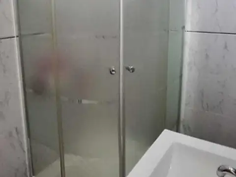 Ulrico schmild 6500, Piso PB