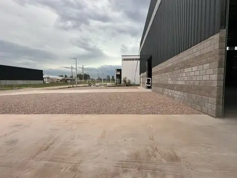 Galpon en Alquiler A Estrenar