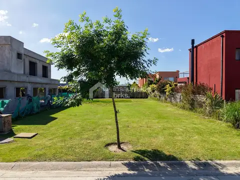 Terreno en Venta en Vila Marina, USD 99.500