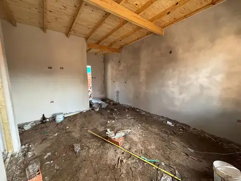 Casa 3 ambientes con 1 baño