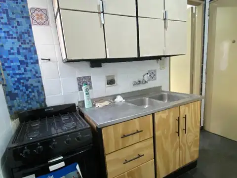 Semipiso 4 ambientes CON DEPENDENCIA ,Recoleta