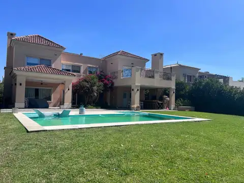 Casa - El Golf