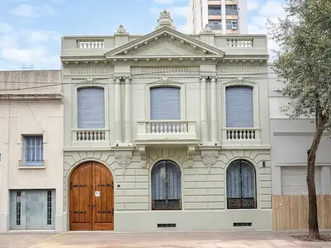 Casa en Alquiler en La Plata [Cod: 8]