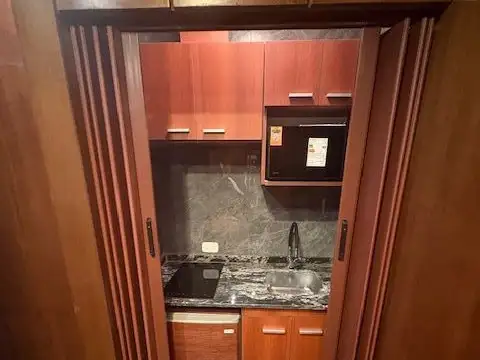 Oficina en Venta al Este