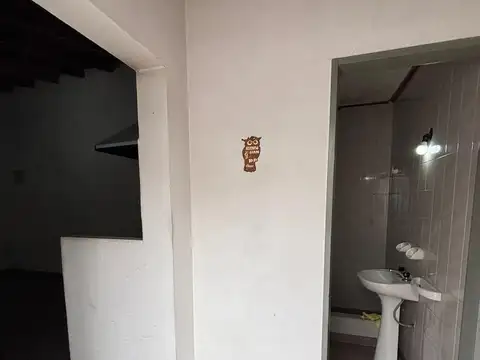 Depto Tipo Casa 2 ambientes con 1 baño