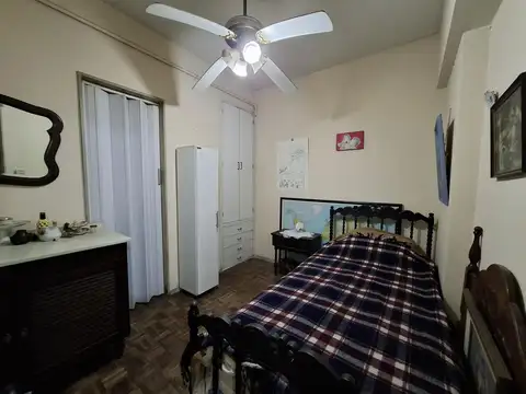 VENTA Dpto en plena peatonal de Santa Fe!