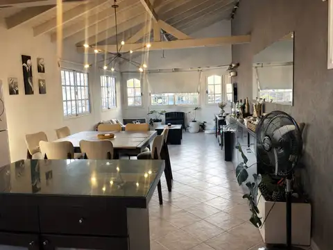 VENTA PROPIEDAD COMERCIAL EN ESQUINA · 700 m² · DOBLE PLANTA · VILLA SARMIENTO