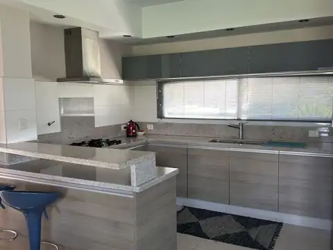 Casa en Venta en Pueblo Esther, USD 330.000