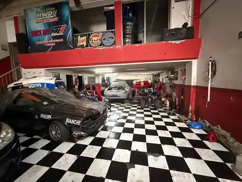 Local en Venta 54 años