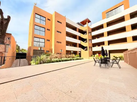 DEPARTAMENTO DE 3 AMB CON BALCON TERRAZA Y PARRILLA