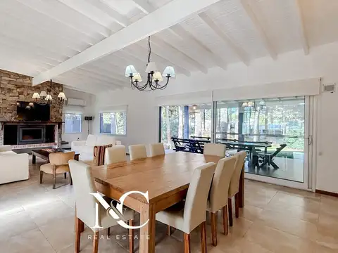 Casa en Venta en Costa Esmeralda, USD 230.000