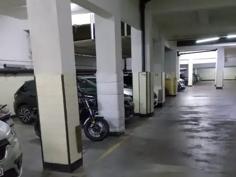 Cochera en Venta Cubierta