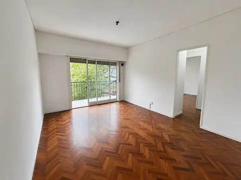Alquiler de Departamento 3 ambientes con Balcón Corrido en Caballito