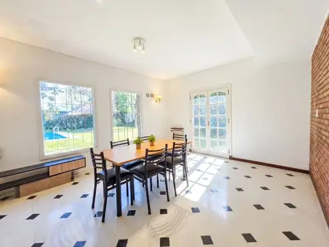 Casa en Venta en Monte Grande, USD 299.000