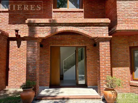 Casa en alquiler en Mayling Club de Campo, Chubut 415, Villa Rosa