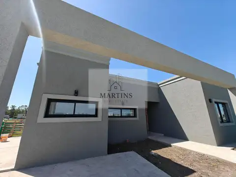 Casa en venta en Pilar del Este Santa Sofia