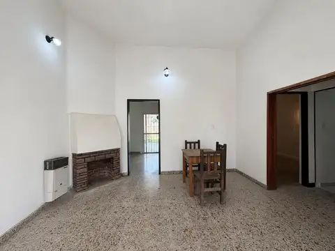 Casa en Alquiler de 2 dormitorios