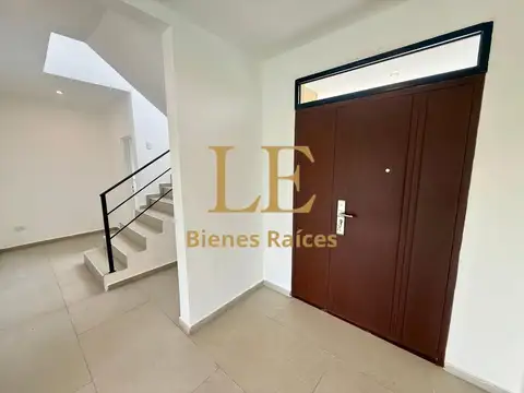 Casa en Alquiler al Noroeste