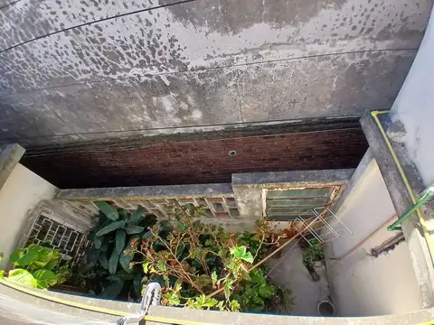 Depto Tipo Casa en Venta 76 años