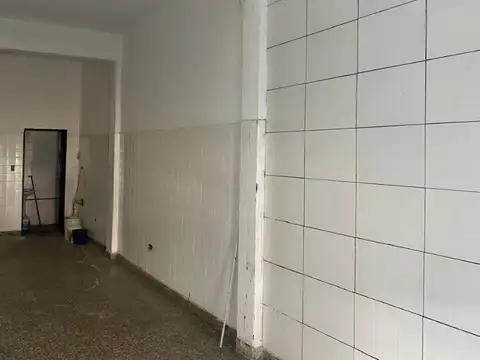 Local en Alquiler en Ingeniero Adolfo Sourdeaux, $ 1.400.000