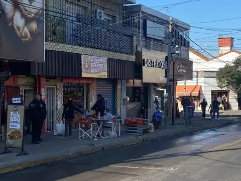 Local en Alquiler en Ingeniero Adolfo Sourdeaux, $ 1.400.000
