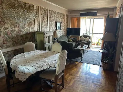 Gascon 1000, Piso 11