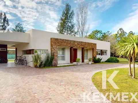 VENTA CASA MIRALAGOS 3 DORMITORIOS