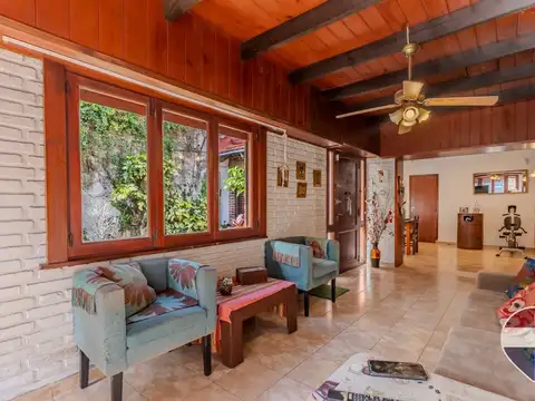 CASA EN VENTA LA PLATA 3 DORMITORIOS