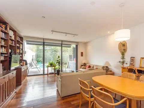 Depto Tipo Casa en Venta con 2 cocheras