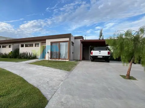 Casa en Venta en San Sebastian, USD 249.000