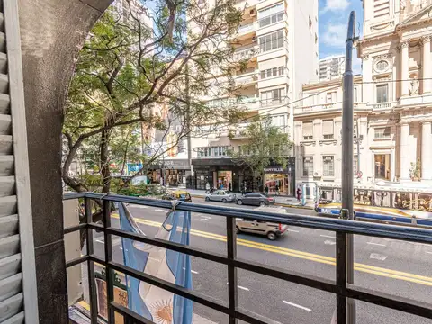 Venta 4 ambientes en Av. Santa fe 1300, Recoleta.