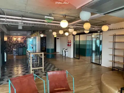 Oficina 19 ambientes con 2 baños