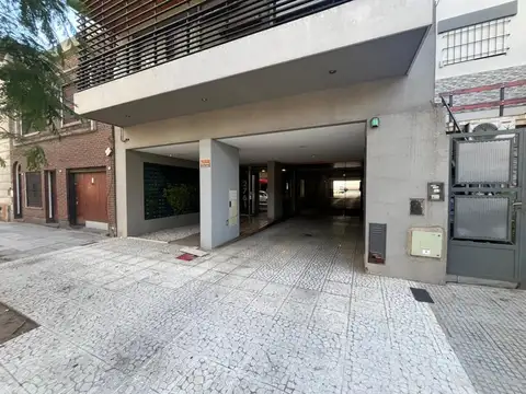 Excelente 2 ambiente con patio 