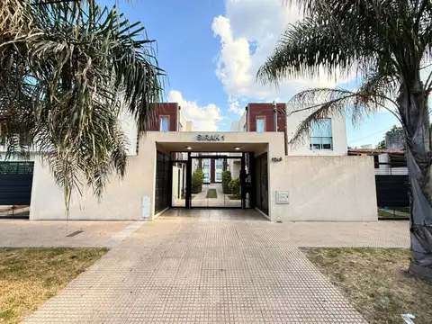 DUPLEX EN ALQUILER EN COMPLEJO DE AMBITO CERRADO
