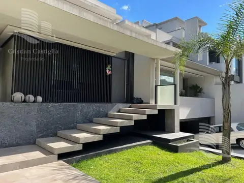 Casa en Venta en Ramos Mejía Norte, USD 1.300.000