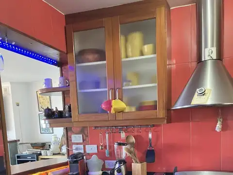 Departamento 8 ambientes con 4 baños