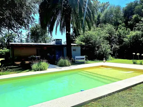 Casa en Alquiler Temporal con 2 cocheras