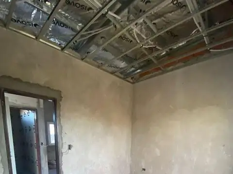 Depto Tipo Casa en Venta con 1 cocheras