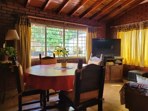 Casa en Venta en Lomas de Zamora, USD 129.000