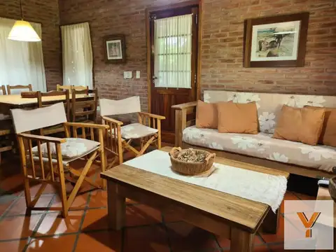 Casa en Venta - 4 Dormitorios 2 Baños - 521mts - Valeria Del Mar