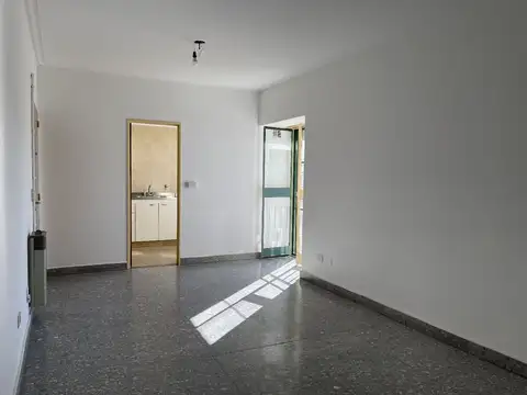 Nueva York 3700, Piso 3