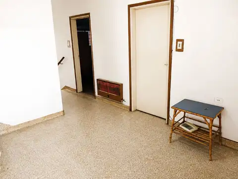 Depto Tipo Casa 5 ambientes con 2 baños