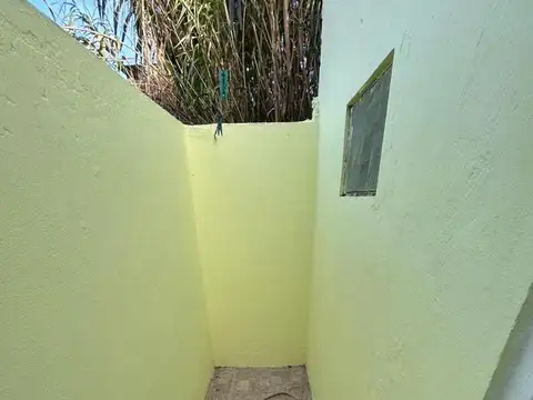 Depto Tipo Casa en Alquiler de 2 ambientes