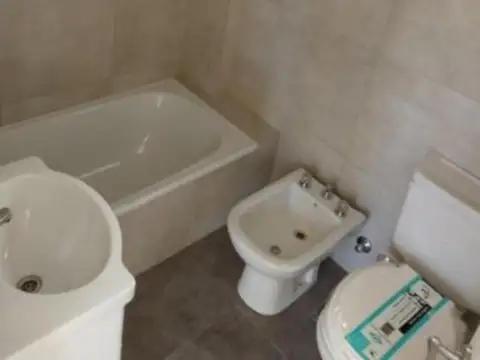 Monoambiente en venta en Moron Sur