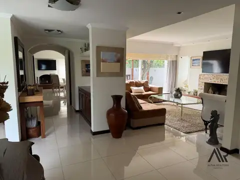 Casa en Venta de 4 dormitorios