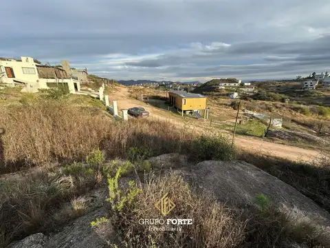 Terreno en Venta 30  mts Fondo