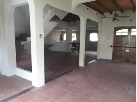 Casa en Venta en Ezpeleta Este, USD 120.000